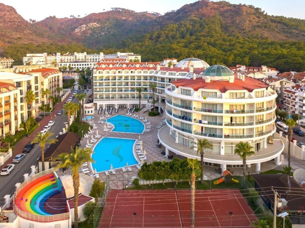 Pineta Park Deluxe Hotel Marmaris Exteriör bild