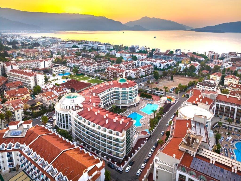 Pineta Park Deluxe Hotel Marmaris Exteriör bild